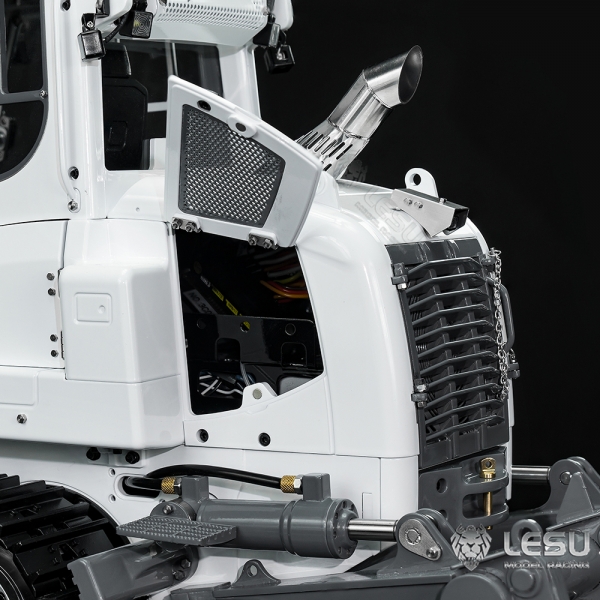 RC Lesu Racing 1:14 Laderaupe mit Reißzahn und Paladin PL18 weiß